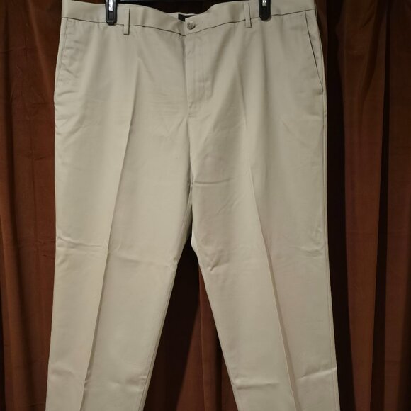 Dockers Classic Fit Chinos - Picture 1 of 4